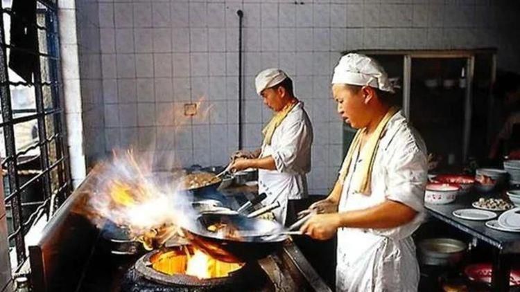 日本夜爽爽一区二区三区